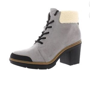 Dr. Scholl’s Boots For the Love Faux Fur Booties Size 8 Grey Heeled Lace Up